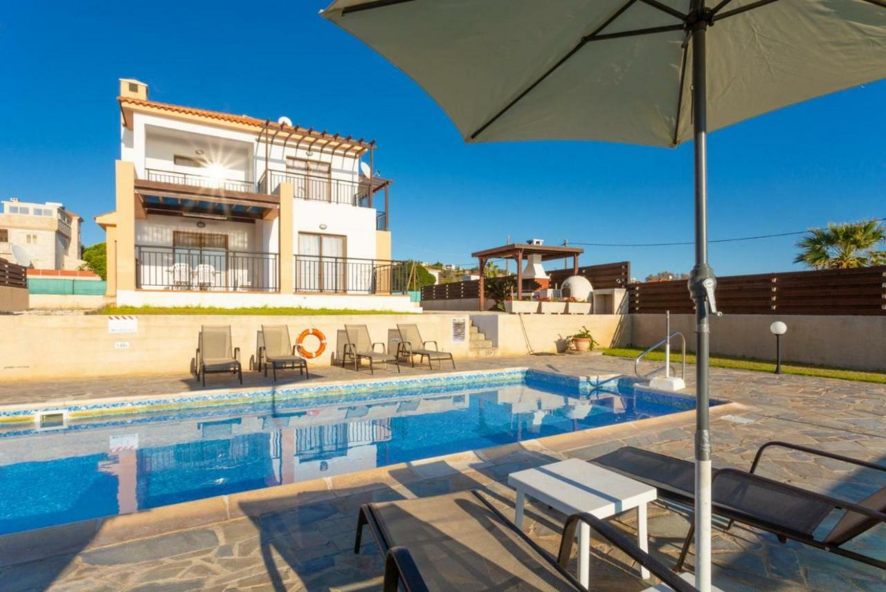 Angelina Paphos
